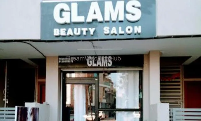 Glams Beauty Salon