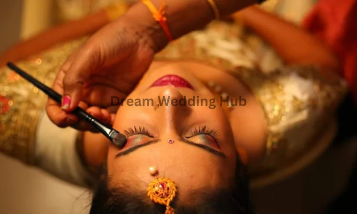 Glimpse Beauty Parlour