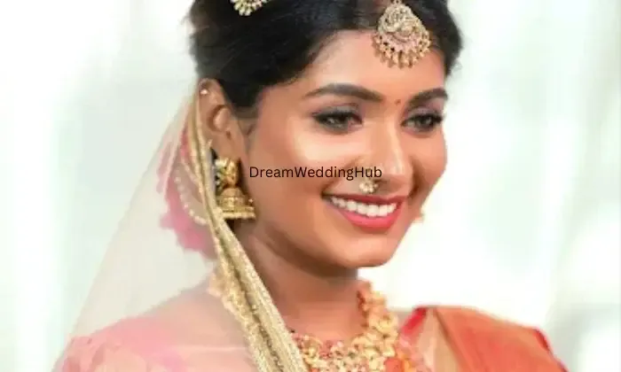 Glossy Riyaa Bridal