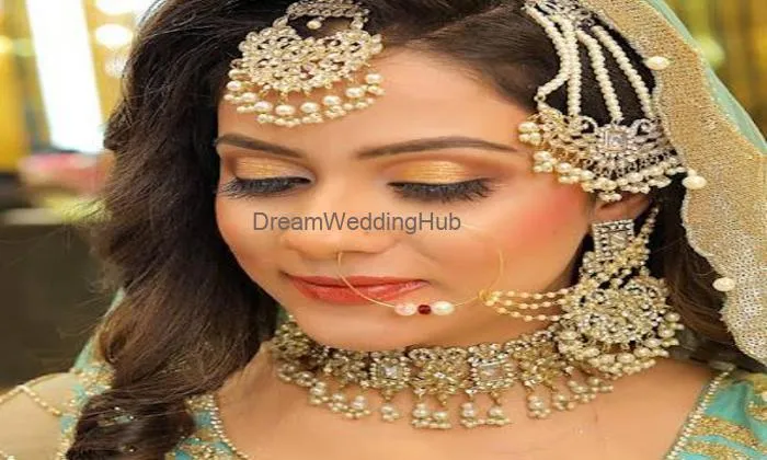Gold & Blush Makeover | Makeup Artist Gold & Blush Makeover | Makeup Artist