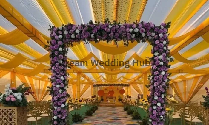 Golden Moment Decor