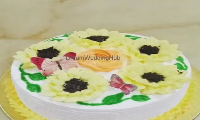 Goldenn Slice Cakes