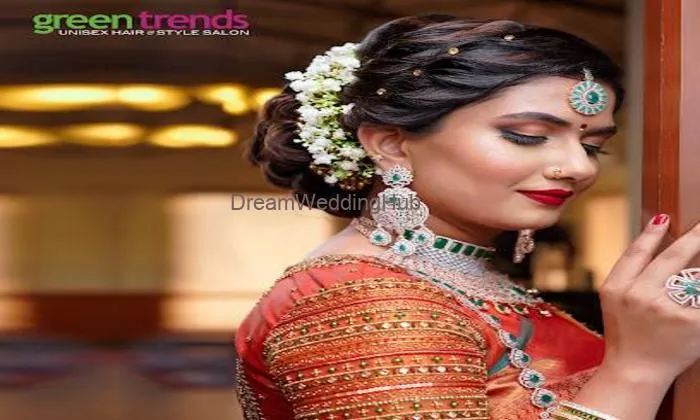 Green Trends Unisex Salon, Old Town, Bhubaneswar