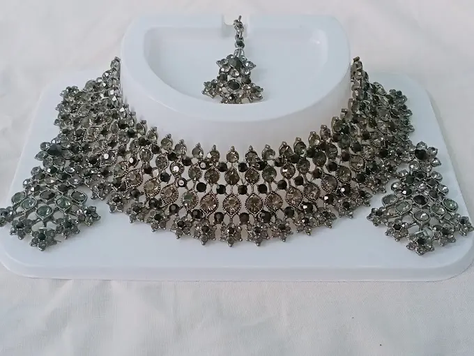 Gurudev Jewellers