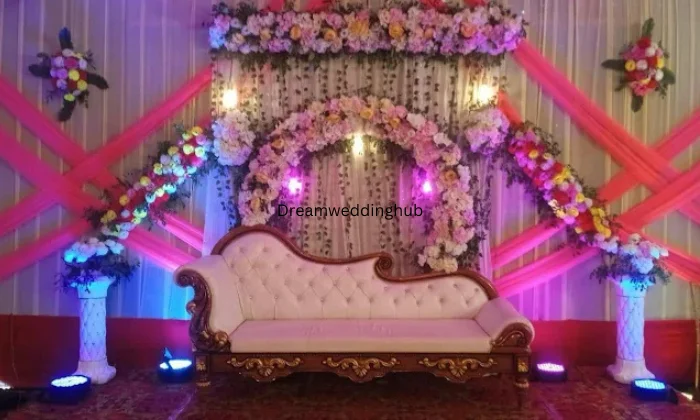 Hamsa Gayatri Lawn