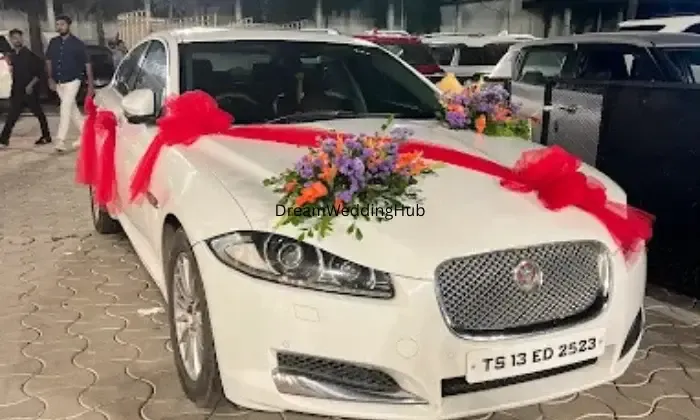 Hamza Luxury Travels Wedding Cars Hamza Luxury Travels Wedding Cars