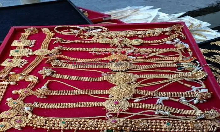 Hari Imitation Jewellery