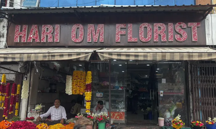 Hari Om Flowers Hari Om Flowers