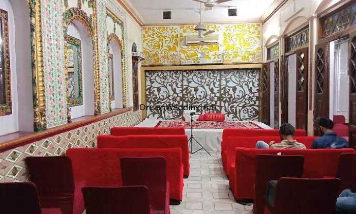 Haseen Mahal