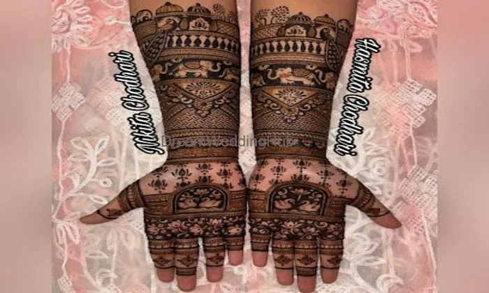 Hasmita Nikita Mehendi Artist
