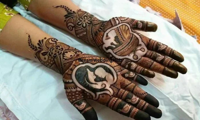 Hayat Mehendi Designer