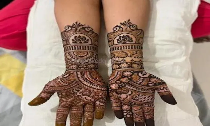 Heena_by_naaz