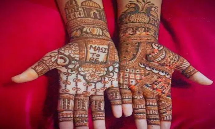Hemal Mehndi Artists
