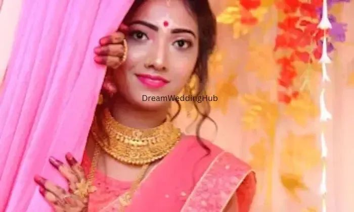Hena Beauty Parlour