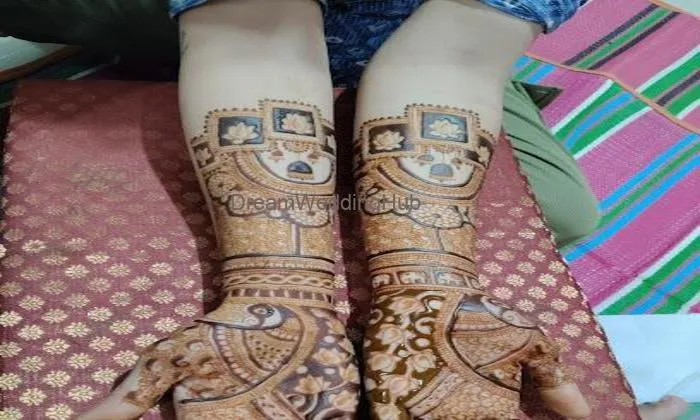 Henna/mehendi Artist Priti/ Mehendi Classes