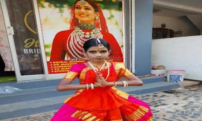 Hi Look Bridal Studio Hi Look Bridal Studio