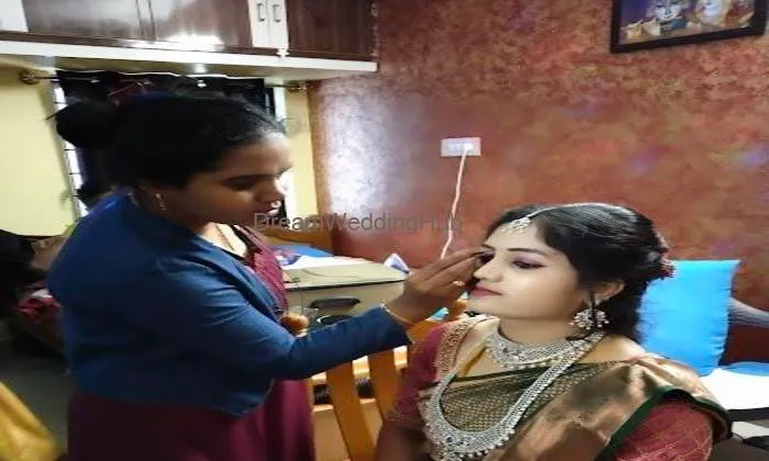 Hima Beauty Salon@ Cosmetology And Bridal Studio