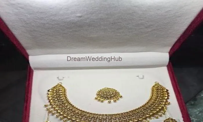 Honey Jeweller