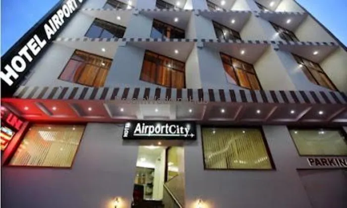 Hotel Airport City