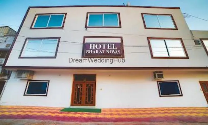 Hotel Bharat Niwas