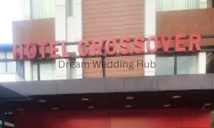 Hotel Crossover