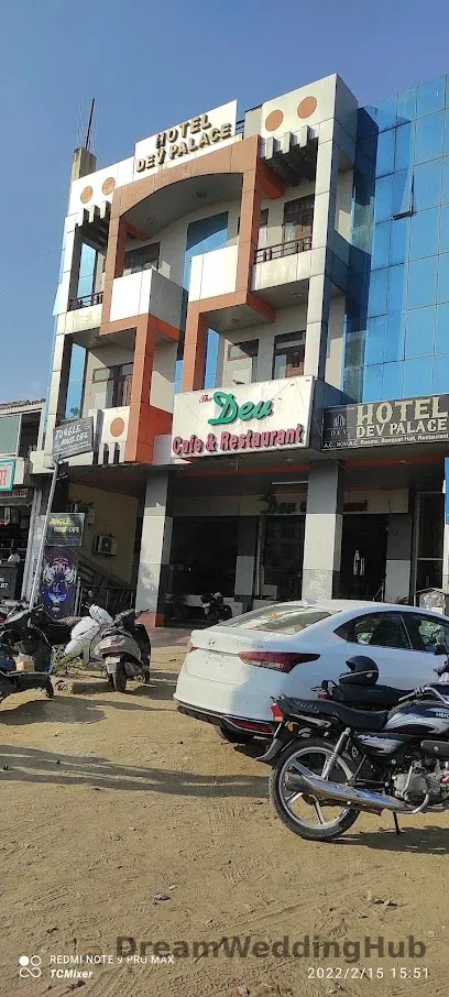 Hotel Dev Palace