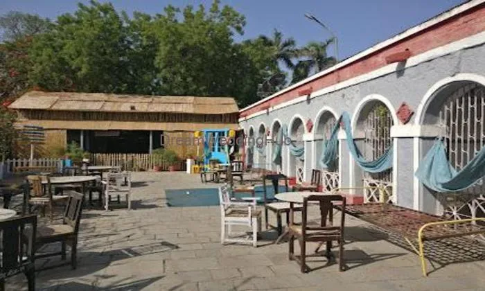 Hotel Grand Barrack