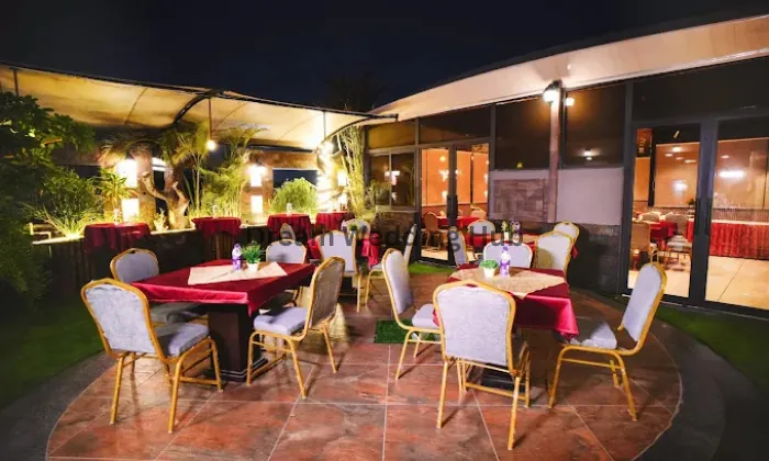 Hotel Haris Court