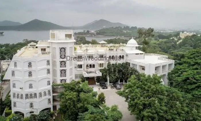 Hotel Hilltop Palace