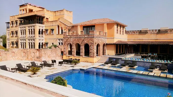  Hotel Juna Mahal