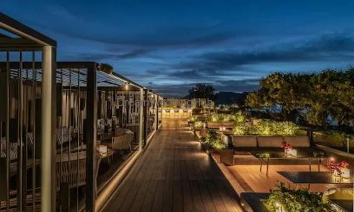 Hotel Lakend