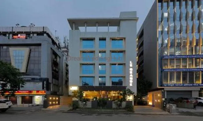 Hotel Le Grande Residency Hotel Le Grande Residency