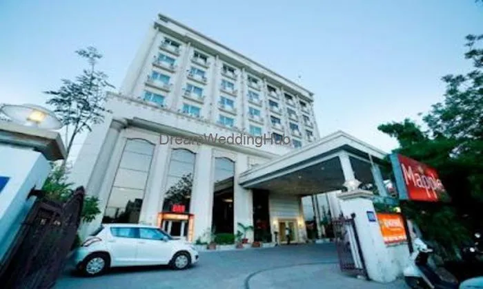 Hotel Mapple Abhay
