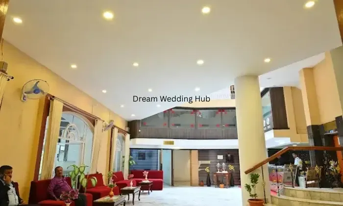 Hotel Pooja International