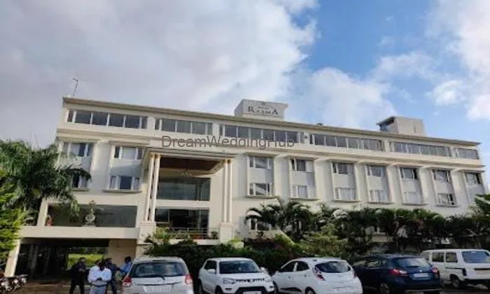 Hotel Raama