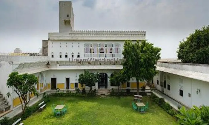Hotel Rajmahal Palace - Kanota Hotels (near Bisalpur Dam)