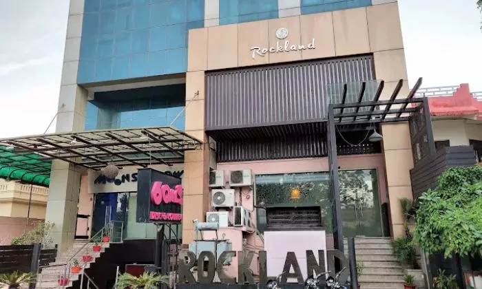 Hotel Rockland And Restaurant