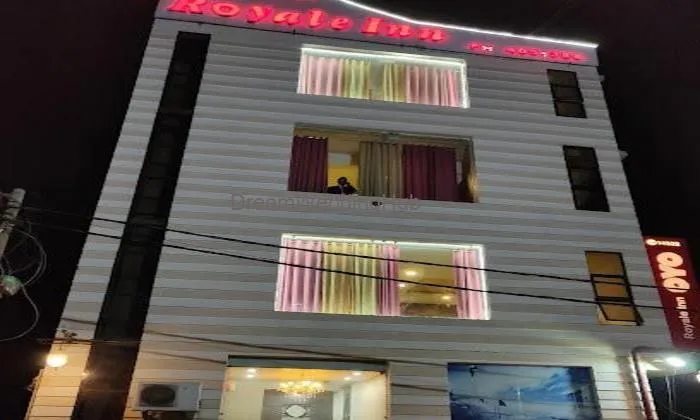Hotel Royale Inn