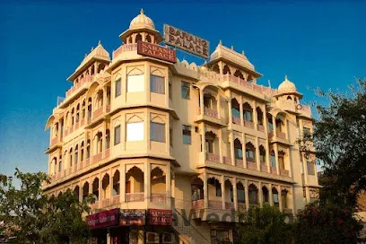 Hotel Sarang Palace