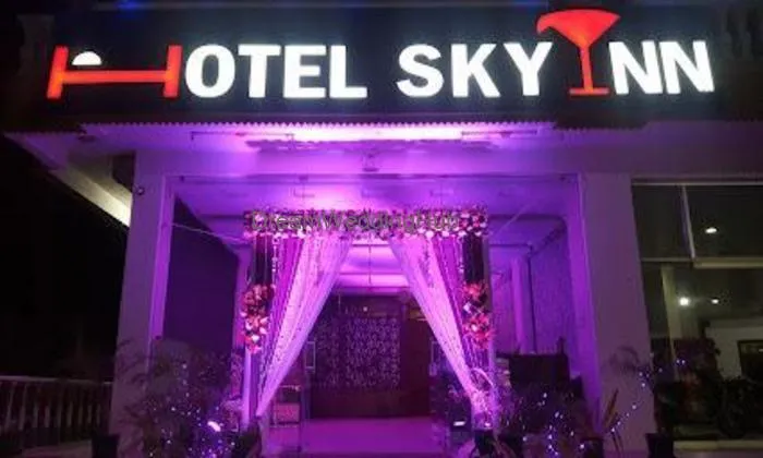 Hotel Sky Inn