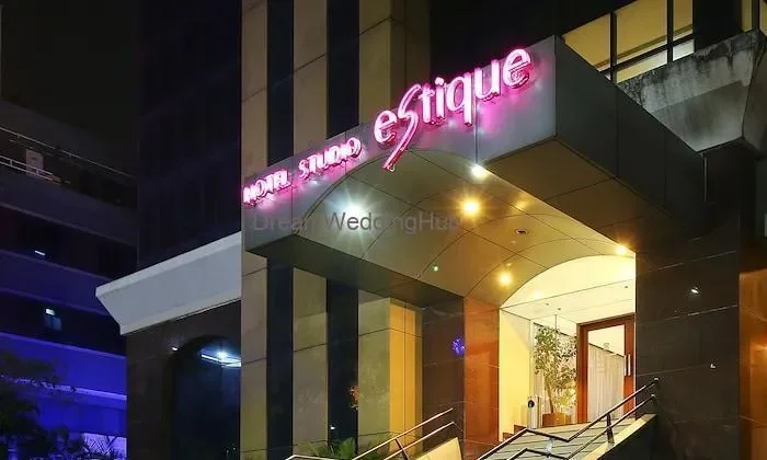 Hotel Studio Estique