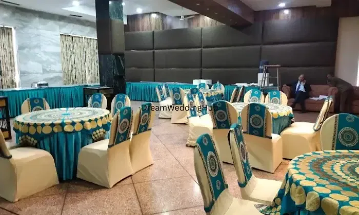 Hotel The Royal Bharti