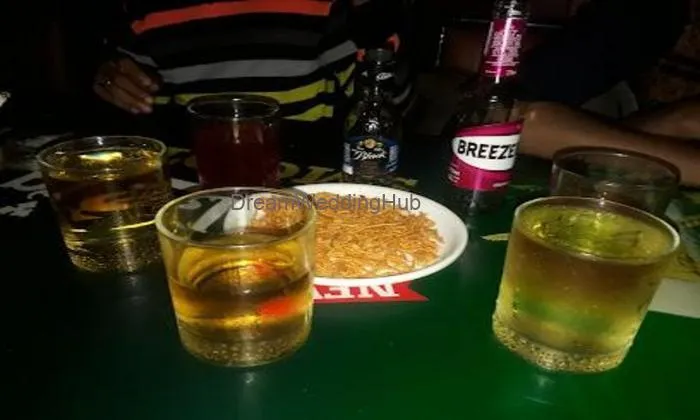 Hotel Varsha Family Bar And Restaurant