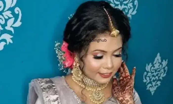 Hritikas Mehendi And Makeover