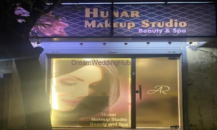 Hunar Makeup Studio