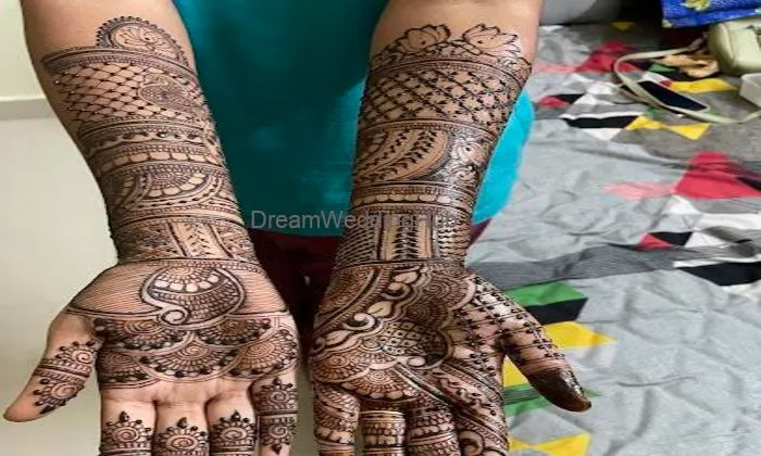 Ilahi Mehandi Artistry & Training - Pallikaranai