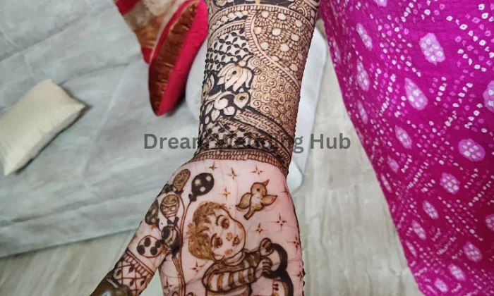 Ilayapriya Salem Mehandhi Artist