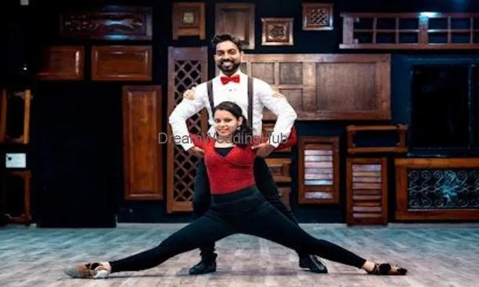 India Dance Dreamers Company: Salsa, Bachata, Kizomba & Bollywood Latin Fusion