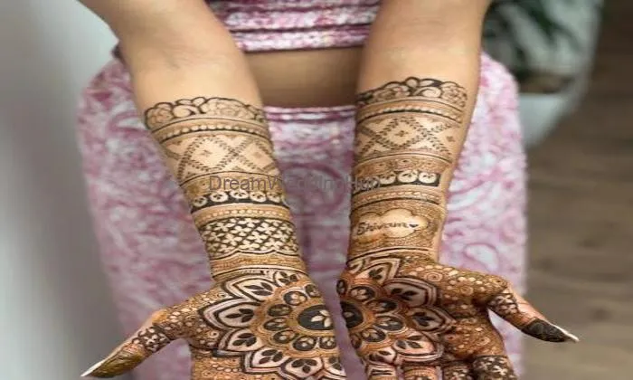 Isa_henna_art