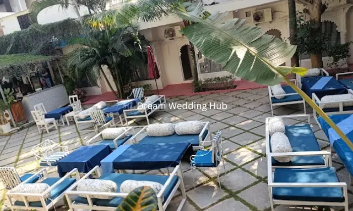 Jajmaan Lakeview Restaurant & Hotel